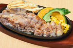 沖縄県産あぐー豚のサーロインステーキ（230g）